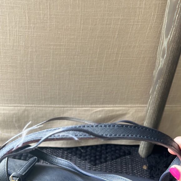 Tory Burch Emerson tote in navy - Picture 6 of 6